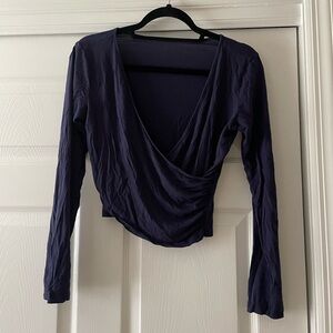 Navy Long Sleeve Criss Cross Yoga Crop Top